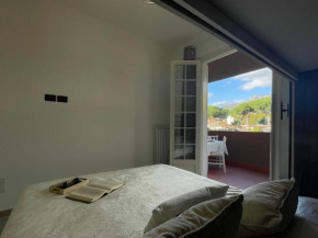 Il Gabbiano Bilocale con Piscina, Garage e A/C. Loano